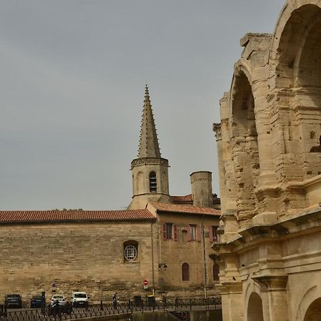 Апартаменти Aux Pieds Des Arenes Арль Екстер'єр фото