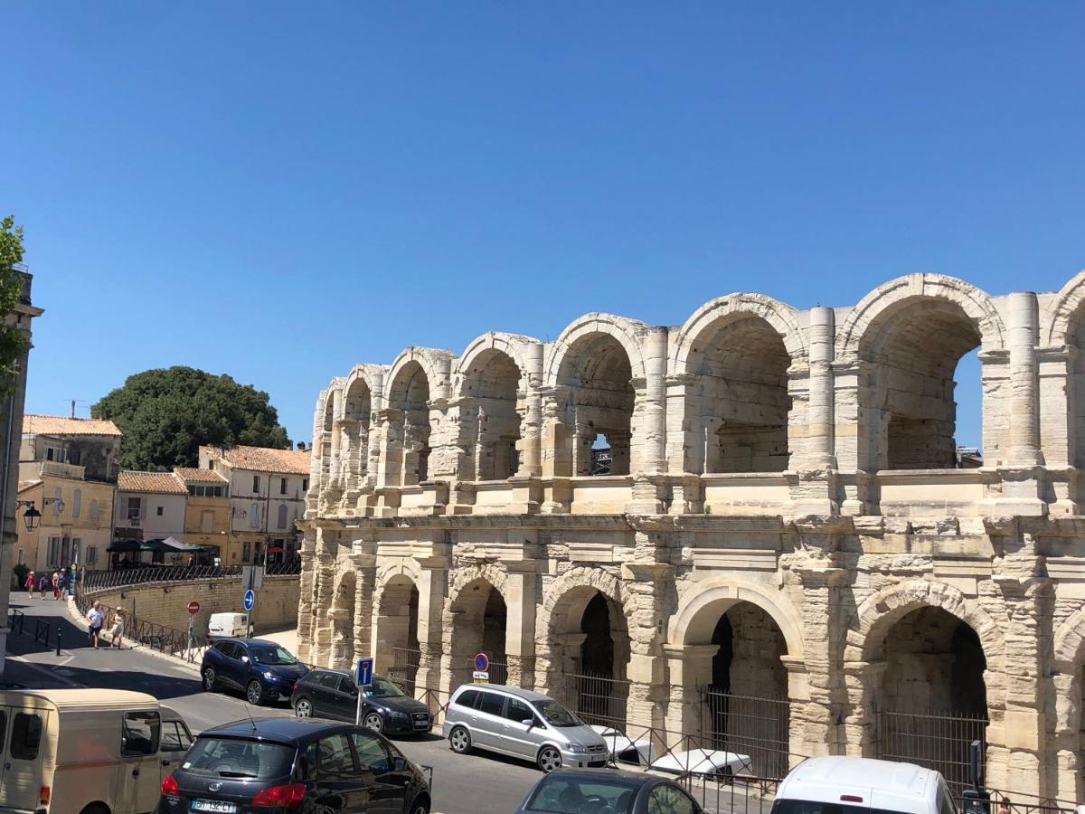 Апартаменти Aux Pieds Des Arenes Арль Екстер'єр фото